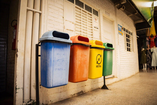Bac jaune, vert, marron, gris  le guide complet des couleurs de tri en France