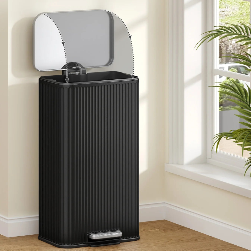 Le couvercle de la Poubelle 30L noire en inox