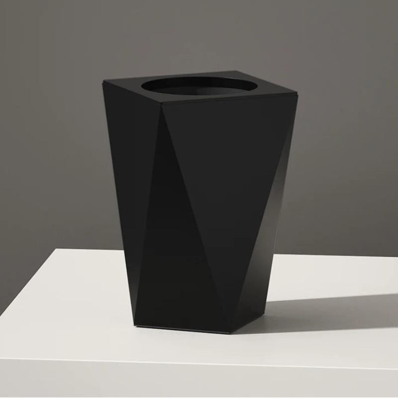 Poubelle artistique en metal 10L noire