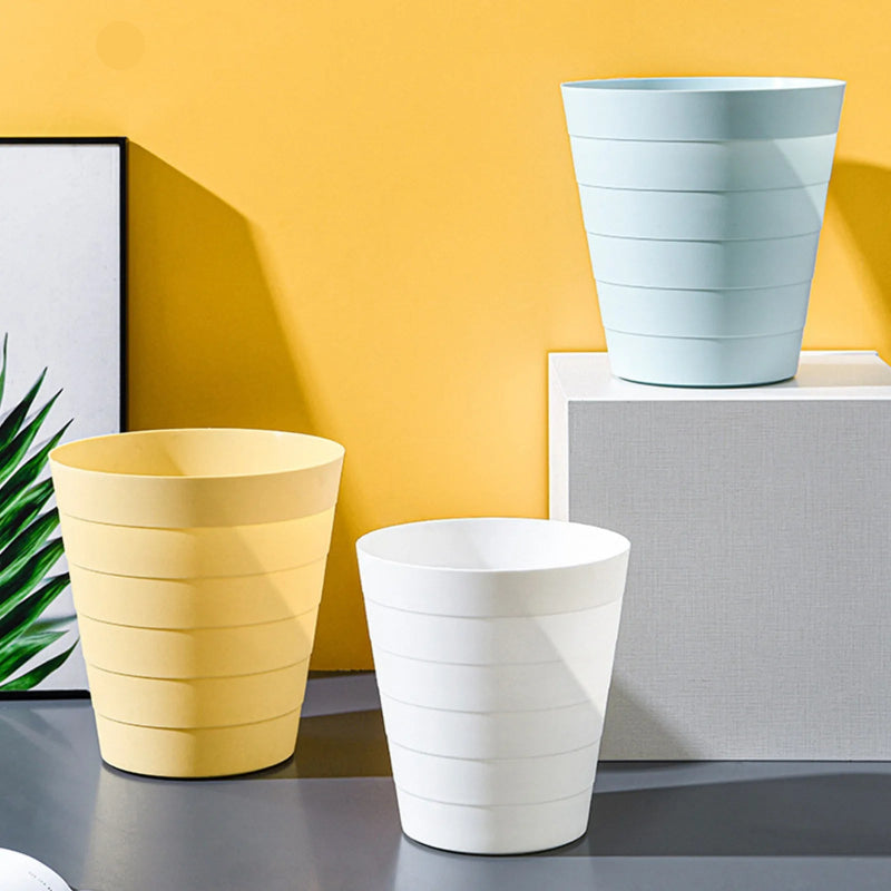 Différentes couleurs de la Poubelle classique en plastique