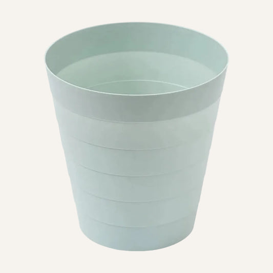 Poubelle classique en plastique verte