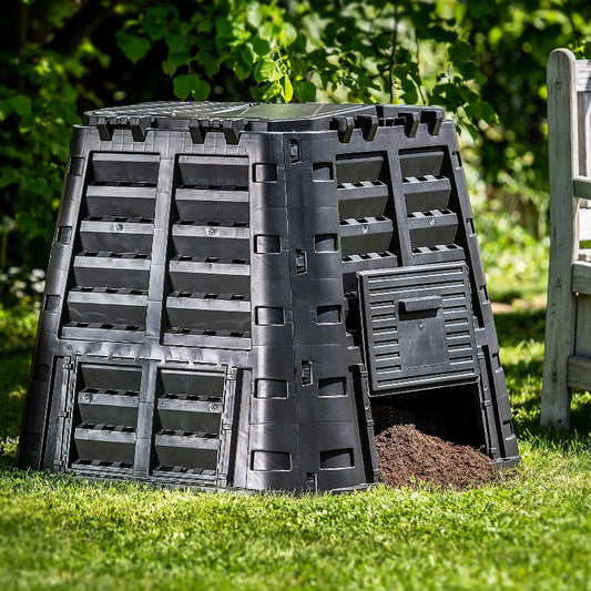Poubelle à compost résistant 480L dans un jardin