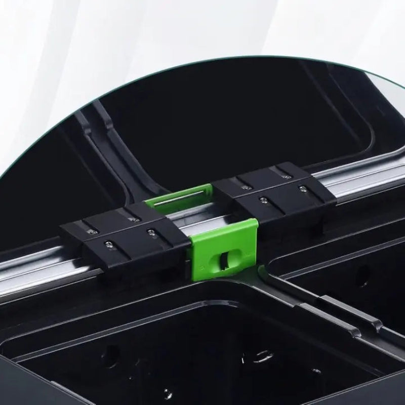 Intérieur de la Poubelle à double compartiment 72L