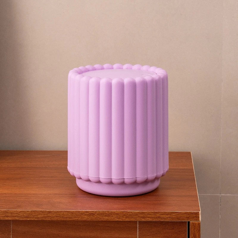 Poubelle en plastique avec couvercle pression rose