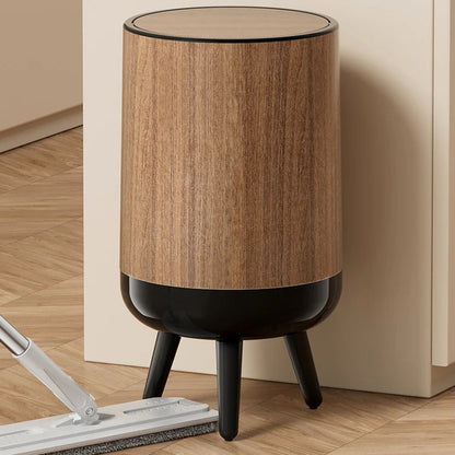 Poubelle retro en bois 15L dans une cuisine