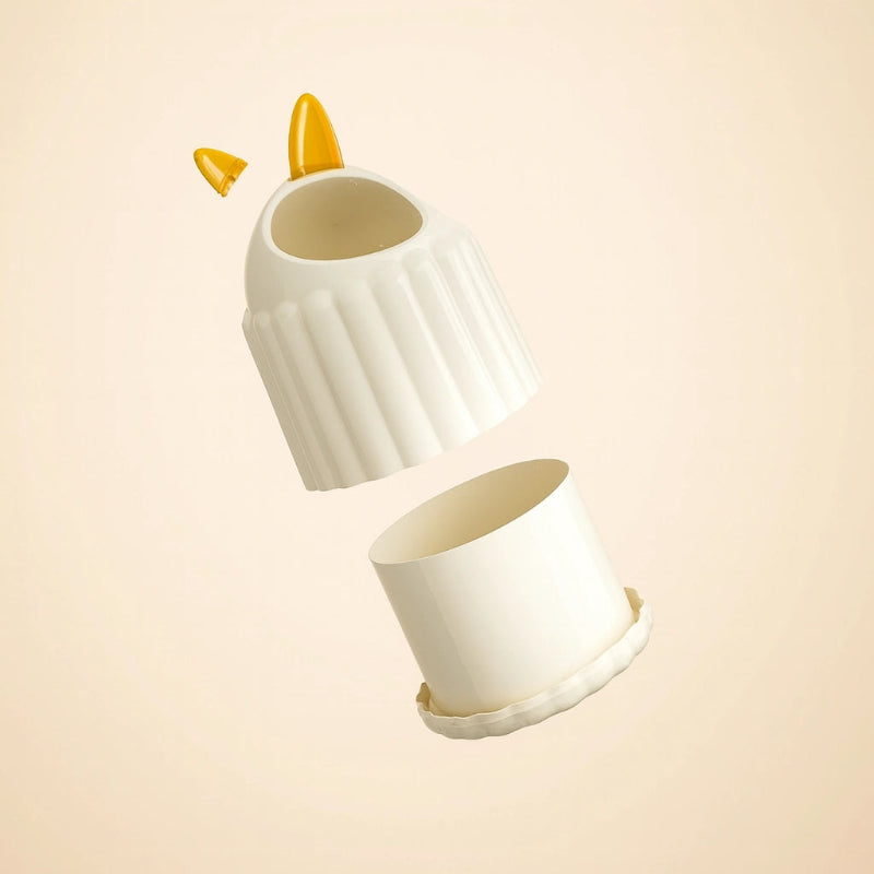 Le seau de la mini poubelle de bureau adorable