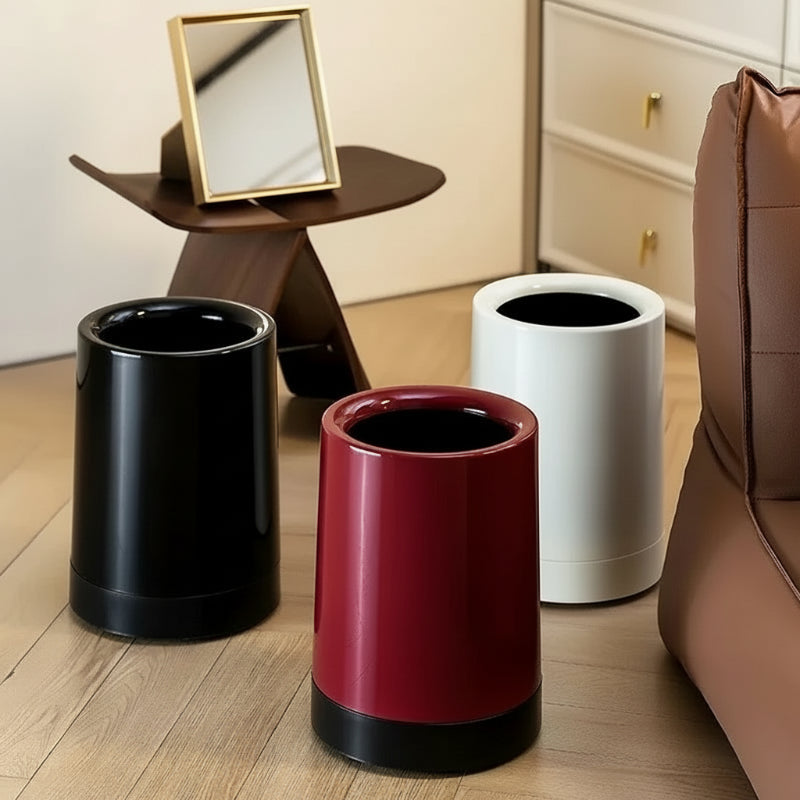 poubelle en plastique design minimaliste 